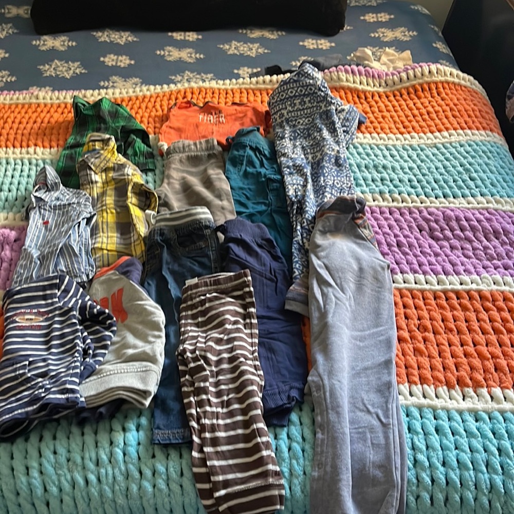 Boys 24 months and 2T pants and shirts. Full body wear